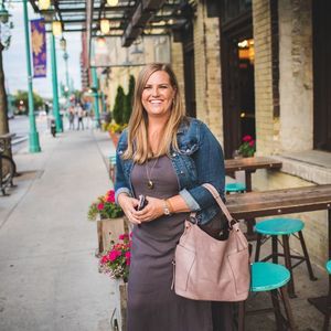 Meet your Posher, Lisa